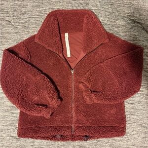 Lululemon Cinchable Sherpa Fleece Zip-Up Jacket Burgundy, Size 2